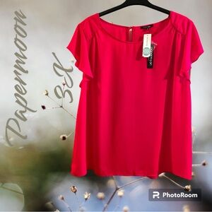 💕 NWT Papermoon Hot Pink Blouse in Plus Size: 3X has beautiful Flutter sleeves